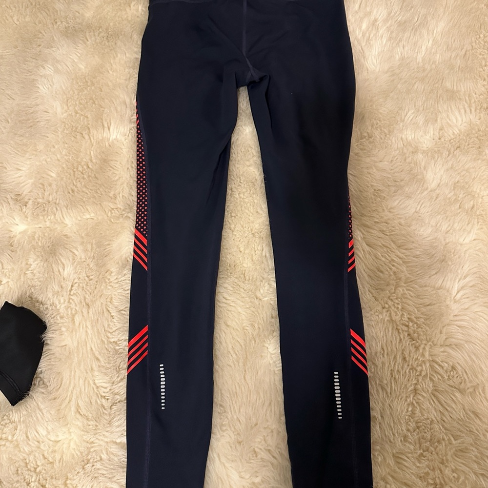 Gap Gfit Yoga Pants - XS Navy blue and red